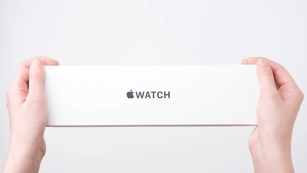 Does Apple Watch Come with Charger? 2026 Full Guide display picture 3