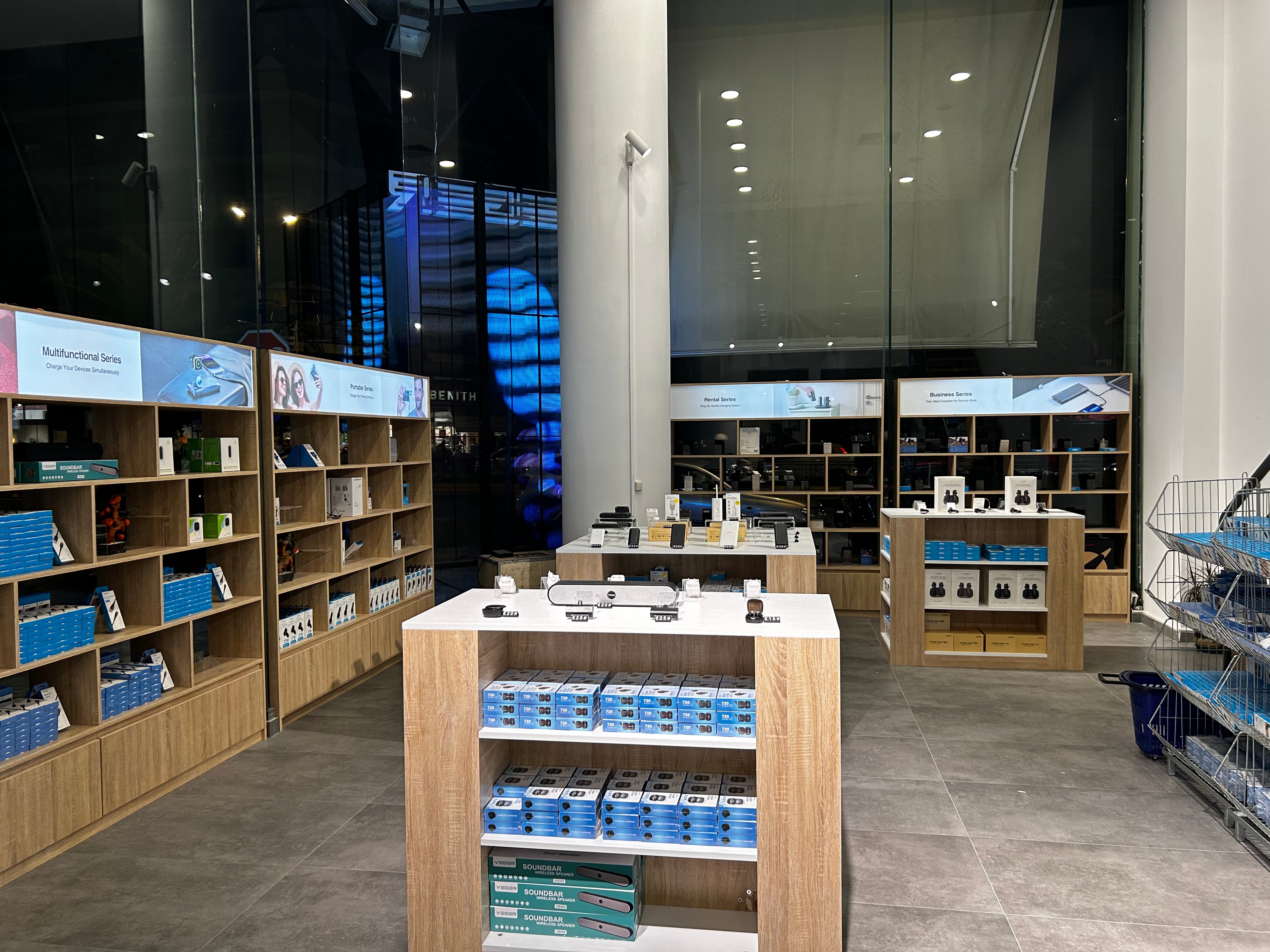 VEGER Showroom in Greece